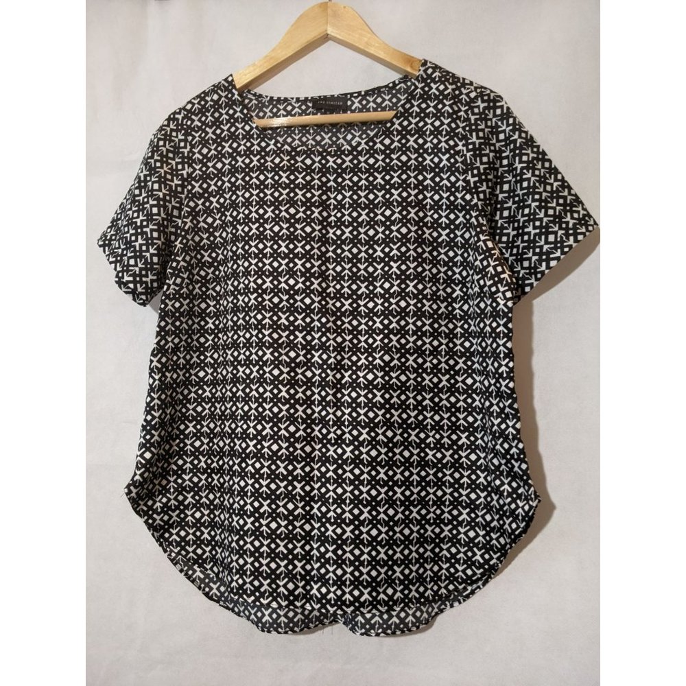 The Limited Black & White Print Short Sleeve Round Neck Pullover Blouse Size M